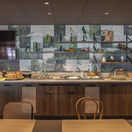 Ibis Styles Aeroport Hotel 3*