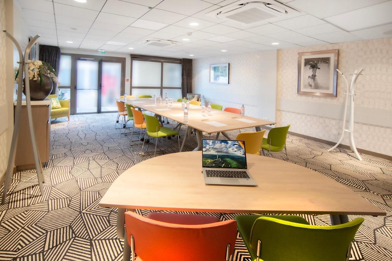 Ibis Styles Aéroport Clermont-Ferrand