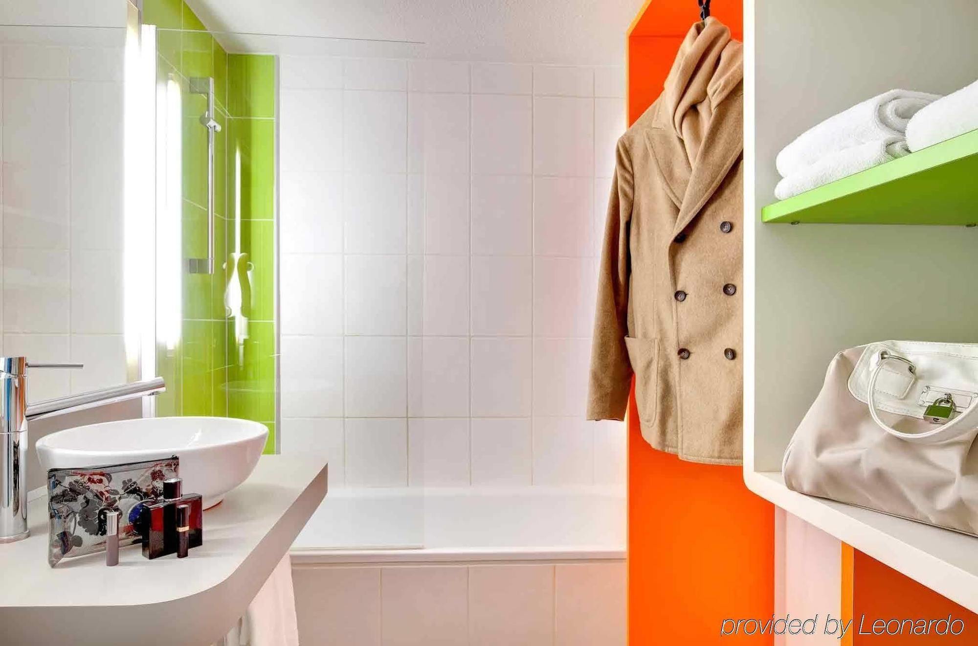 Ibis Styles Aéroport 3* Clermont-Ferrand